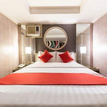 Готель Oyo 191 Paradise Apartelle Маніла Екстер'єр фото