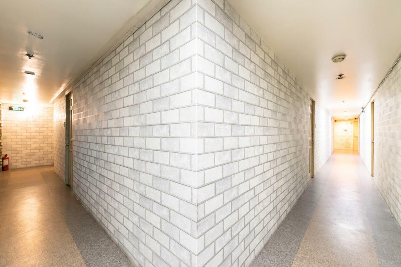Готель Oyo 191 Paradise Apartelle Маніла Екстер'єр фото