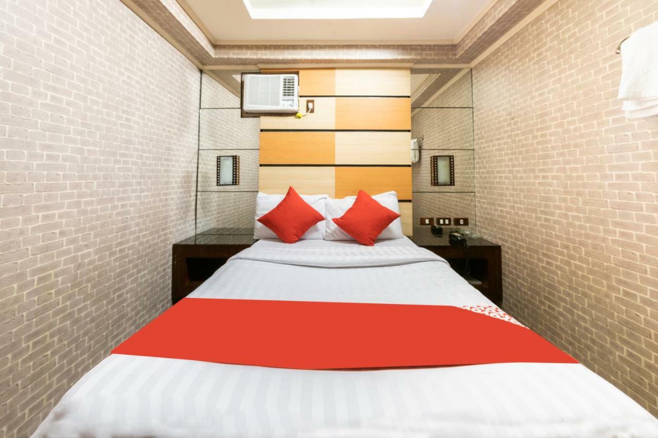 Готель Oyo 191 Paradise Apartelle Маніла Екстер'єр фото
