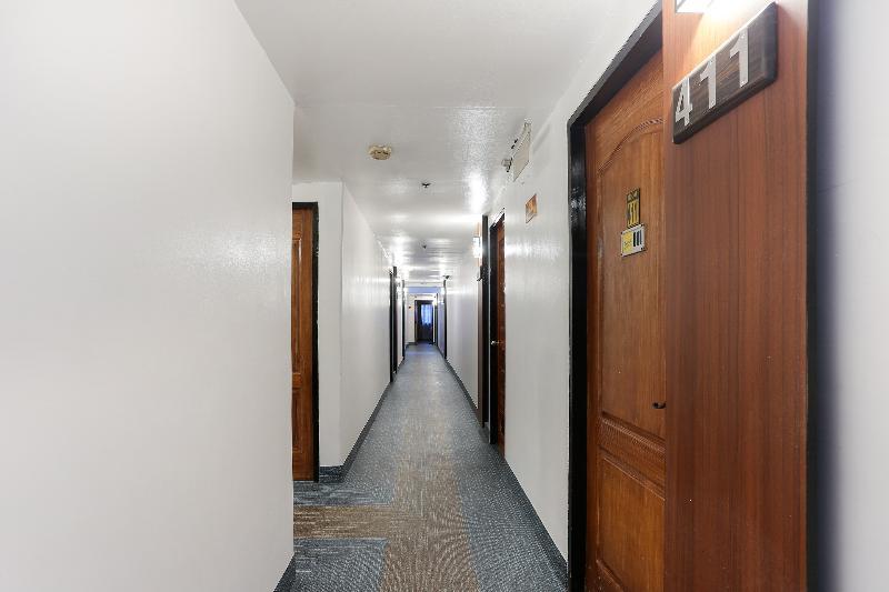 Готель Oyo 191 Paradise Apartelle Маніла Екстер'єр фото