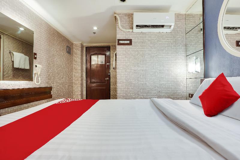 Готель Oyo 191 Paradise Apartelle Маніла Екстер'єр фото