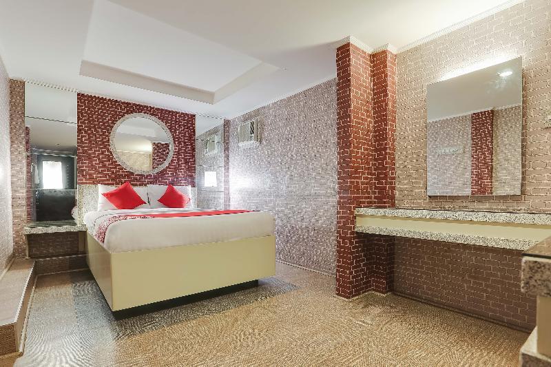 Готель Oyo 191 Paradise Apartelle Маніла Екстер'єр фото