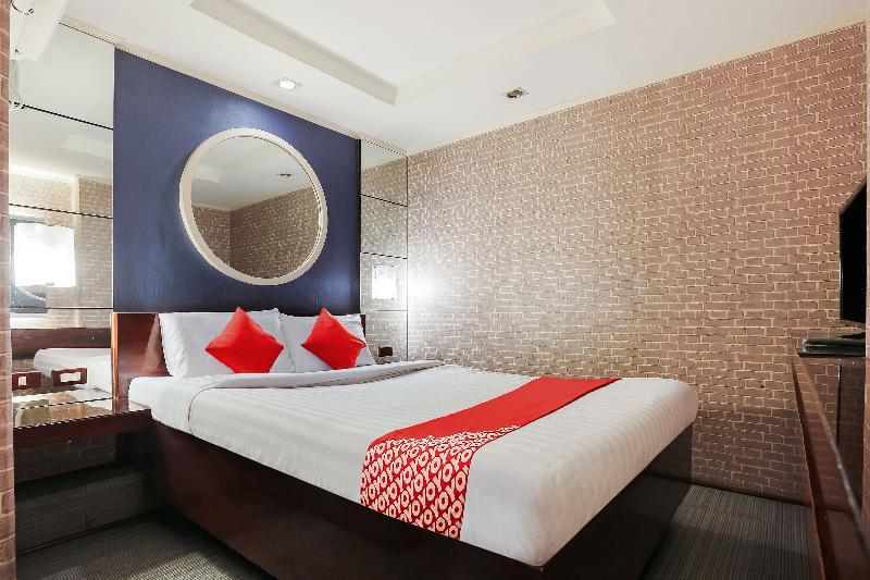 Готель Oyo 191 Paradise Apartelle Маніла Екстер'єр фото